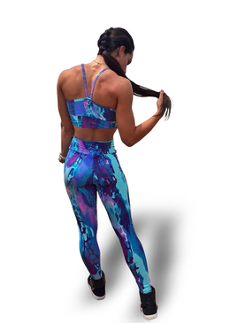 Calça Legging confeccionada em Supplex Poliamida Fitness com fio de elastano da marca Lycra Original de alta qualidade para academia e para o uso no seu dia a dia! Tecido em Supplex... 
