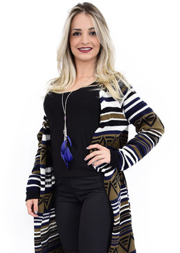 Kimono lã GROSSA longo listrado estampa geométrica modelagem despojada COLEÇÃO  INVERNO 2018/2019 .TAMANHO ÚNICO.CONFECCIONADO EM 100% ACRÍLICO. COR ÚNICA. 