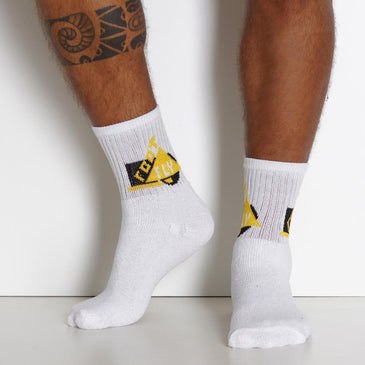 A Meia Masculina Sport é confeccionada em algodão, e se torna ideal para praticar esportes e uso no dia a dia.A Meia Masculina Sport Calça de 34... 