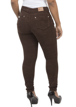 
Calça Feminina


Modelo Veludo Marron
Cintura Alta

Marca: Dinho´s Jeans

Composição: 98% Algodão 2% Elastano 
Modelo veste tamanho: 40

 