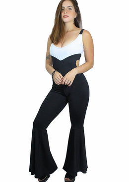 Descrição Breve:Conjunto composto por body em duas cores e calça extra flare.Produto de Excelente Qualidade com Modelagem dentro dos Padrões Brasileiros.Medida de Manequim Aproximada:PP  34 ... 