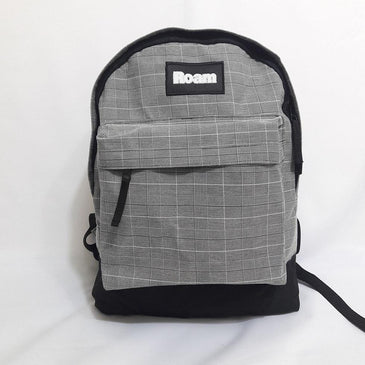   MATERIAL 100% POLIESTER RESINADO     MEDIDAS 45CM ALTURA X 32CM LARGURA X 15CM PROFUNDIDADE.   FORRAÇÃO INTERNA NAS COSTAS COM ESPUMA 8MM  ... 