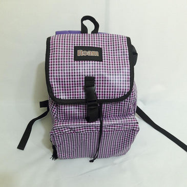   MATERIAL 100% POLIESTER RESINADO     MEDIDAS 45CM ALTURA X 32CM LARGURA X 15CM PROFUNDIDADE.   FORRAÇÃO INTERNA NAS COSTAS COM ESPUMA 8MM  ... 