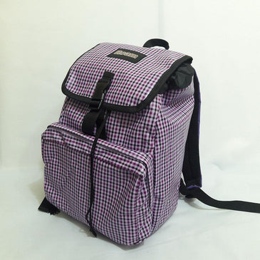   MATERIAL 100% POLIESTER RESINADO     MEDIDAS 45CM ALTURA X 32CM LARGURA X 15CM PROFUNDIDADE.   FORRAÇÃO INTERNA NAS COSTAS COM ESPUMA 8MM  ... 