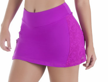 Foi desenvolvida para dar maior conforto nas atividades físicas e se tornaram peças chave no guarda-roupa de toda mulher. É fabricado em um tecido bem... 