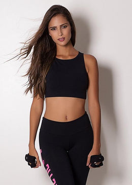
Luva desenvolvida em material super confortável e para proteção das mãos.
Tecido exterior: 98% poliéster, 2% elastano; Forro: 100% poliéster; Punho: 100% Neoprene.
 