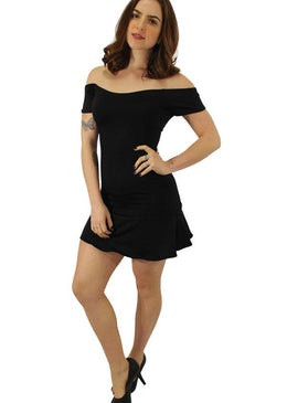 DESCRIÇÃO: Vestido Ombro a Ombro com Babado Peplum.CARACTERISTICAS: Tecido firme, com alta elásticidade, não apresenta transparencia. Não da bolinhas nem desbota.MODELAGEM: Ampla e personalizada, se adapta fácilmente ao... 