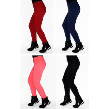 Kit com 2 Calça Legging Tecido Bolha É um dos modelos mais procurados, por ser uma peça prática e versátil.Possui detalhes em alto relevo que disfarça celulites e... 
