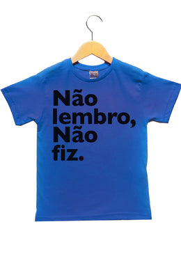 Camiseta JOSS Estampada. - Tipo de Produto: Camiseta - Modelagem: Reta- Manga: Curta - Estampas: Digital- Gola: Redonda - Composição: 100 % Algodão - Tipo de Tecido: Malha 