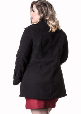 Marca: LepoqueCasaco Plus Size em Lã Batida com Forro.Composição do produto: Externo: 93% poliéster 6% viscose 3% elastano Interno: 100% poliésterImportante:- Os acessórios utilizados na produção... 