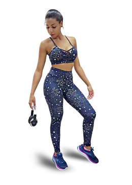Calça Legging confeccionada em Supplex Poliamida Fitness com fio de elastano da marca Lycra Original de alta qualidade para academia e para o uso no seu dia a dia! Tecido em Supplex... 