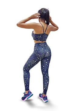 Calça Legging confeccionada em Supplex Poliamida Fitness com fio de elastano da marca Lycra Original de alta qualidade para academia e para o uso no seu dia a dia! Tecido em Supplex... 