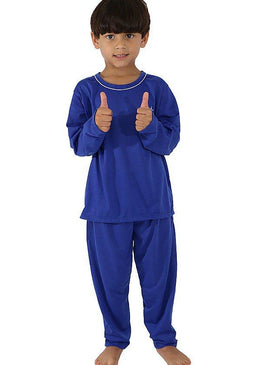 Descrição:  Pijama infantil longo confeccionado em malha, um tecido super confortável. Blusa com detalhebordado ao lado esquerdo e a calça toda lisa.Ideal para o seu... 