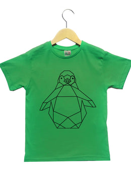 Camiseta JOSS Estampa Peguin. - Tipo de Produto: Camiseta - Modelagem: Reta- Manga: Curta - Estampas: Digital- Gola: Redonda - Composição: 100 % Algodão - Tipo de Tecido: Malha 