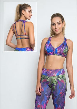 Um produto da Marca D'JM Fitness Top com ótima sustentação e estampa versátil!Modelagem foi desenvolvida, para valorizar ainda mas a silhueta feminina alem de ser super... 