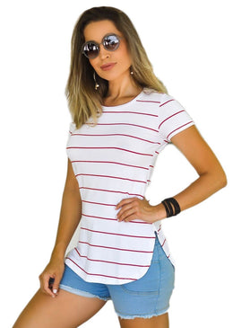 Quer uma peça atemporal e ultraversátil? Invista na t-shirt feminina. A peça é extremamente democrática e fica bem com saias, calças e shorts.Composição:96% Viscose4% Elastano 