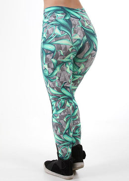 Linda calça legging estampada detalhe em tela.Perfeita para aquela atividade física. Muito elegante e confortável.Compre agora e fique linda.Composição 90% Poliéster 10% Elastano 