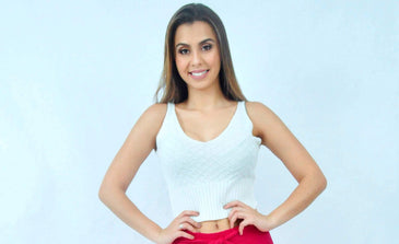 Blusa Cropped tricô cós largo com alça larga valorizando o corpo da mulher deixando um estilo sofisticado Composição 100% Acrílico           ... 