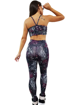 Calça Legging confeccionada em Supplex Poliamida Fitness com fio de elastano da marca Lycra Original de alta qualidade para academia e para o uso no seu dia a dia! Tecido em Supplex... 