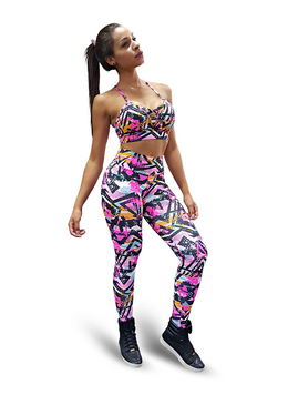 Calça Legging confeccionada em Supplex Poliamida Fitness com fio de elastano da marca Lycra Original de alta qualidade para academia e para o uso no seu dia a dia! Tecido em Supplex... 