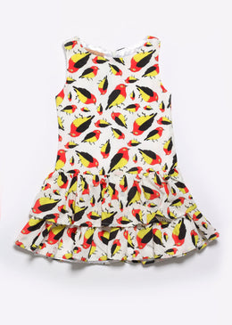 Vestido infantil, com estampa alegre de pássaros.Gênero: MeninaComposição: 100% Poliéster  SKU: V231 TABELA DE EQUIVALÊNCIA TAMANHO EQUIVALE A: P 0 a 3 meses M 4 a... 