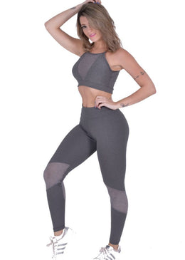 Calça legging fusô fitness com detalhes em tela confeccionada em suplex com recortes em tela. Modelo confortável e desenvolvido especialmente para proporcionar o máximo conforto... 