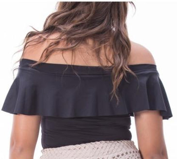Body CiganinhaTipo de Produto:bodyModelagem: AjustadaComposição: 86% de poliamida e 14% de elastanoTecido Suplex Possui Bojo Lavagem: Normal 