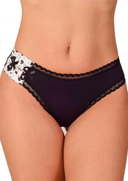 Calcinha confeccionada em modelagem tradicional, em microfibra romantic lisa com detalhe da pala dupla de microfibra romantic estampada em uma das laterais, com lacinhos da mesma... 