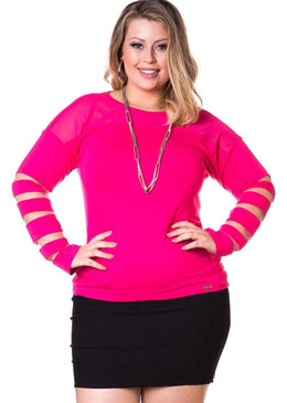 Marca: LepoqueBlusa Plus Size Viscolycra com Listrado em TransparênciaComposição do produto: 94% viscose 6% elastanoImportante:- Os acessórios utilizados na produção das fotos não acompanham o produto. 