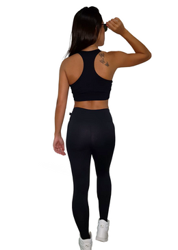 Calça Legging confeccionada em Supplex Poliamida Fitness com fio de elastano de alta qualidade para academia e para o uso no seu dia a dia! Tecido em Supplex Poliamida com elastano: confortável,... 