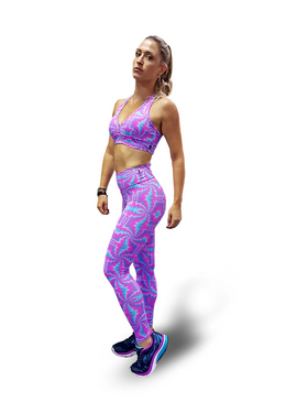 Anúncio de Kit Conjunto 01 Legging + 01 Top na estampa Pink FlowerSerá enviado o Conjunto com as peças do mesmo tamanho.No caso, se escolher... 