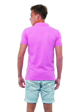 A Camisa Polo Piquet Masculina traz um clássico do vestuário masculino em uma versão marcada pela diversidade. Ideal para uma combinação casual com inspiração esportiva,... 