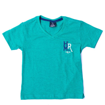 Camiseta Hommer Gola V Verde Parati - Informções:  - Cor: Verde Parati - Composição: 100 % Algodão  Lavagem: Lavar a mão ou máquina, não alvejar,... 