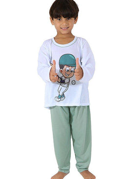 Pijama infantil longo confeccionado em malha, um tecido super confortável. Blusa com uma estampa bem divertida na frente e calça toda lisa.Ideal para o seu... 