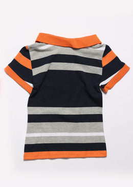 Polo para meninas, listras e fecho na gola em botão. Composição: 98% Algodão | 2% ElastanoSKU: CMTPM30 TABELA DE EQUIVALÊNCIA TAMANHO EQUIVALE A: P 0 a... 