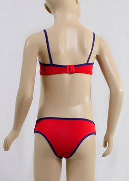 Conjunto juvenil de romantic lisa com botão de desenhos. O soutien é modelo básico, de romantic lisa, com bojo cortininha, viés liso, alças finas feitas... 