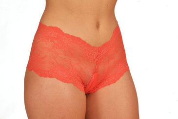   Calça confeccionada totalmente em renda de poliamida , toque macio e com muita elasticidade, ideal para ocasiões especias e no dia a dia.Obs: Rendas variadas ,... 