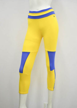 Legging com detalhes no tecido Jump, dando um toque diferenciado em cada peça. Fabricado com tecido Authentic®, a proposta desse tecido é oferecer conforto. Ele... 