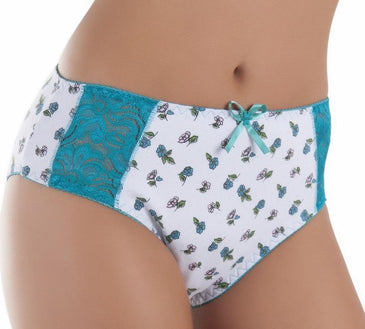 Calcinha confeccionada em algodão estampado, com um lindo detalhe de renda nas laterais. Tecido macio, natural, que não causa alergias ou irritações na pele. O... 