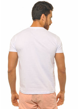 Camiseta Branca Estampada Masculina Joss - Caveira Cranio , caimento reto e solto.- INFORMAÇÕES:  - Cor: BRANCA - Composição: 100 % Algodão Lavagem: lavar a... 