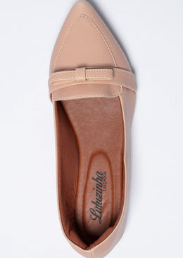 Mocassim básico, nude. 
Ideal para usar no dia a dia.
Tecido: - Tecido Sintético + Couro Sintético
Material:- Interno: Forro Cacharrel- Palmilha: Confort- Solado: PVC
 