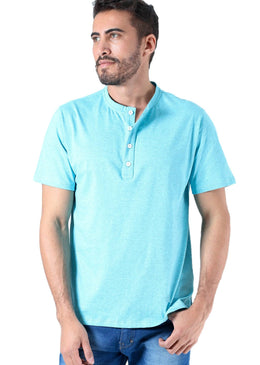 Camiseta Básica Masculina, veste super bem ao corpo e super confortável.Ideal para usar no dia a dia. Manga: CurtaDecote UDetalhe na gola com botões.Gênero: MasculinoSKU: TG1V193 