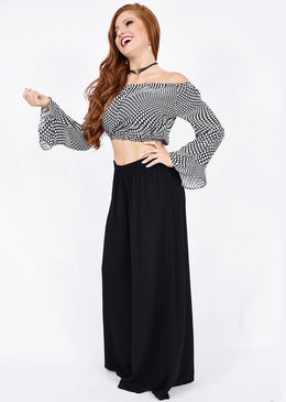 Calça pantalona fabricado em tecido viscose lisa com forro elástico cintura deixando a mulher mais elegante  Composição 100% Viscose         