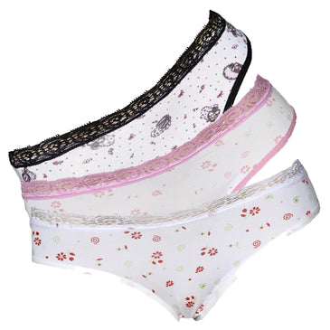 Linda calcinha, com detalhe em renda, estampada, além de conforto e praticidade para o seu dia a dia!Calcinha em poliéster e elastano detalhe em renda.... 