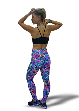 Calça Legging confeccionada em Supplex Poliamida Fitness com fio de elastano de alta qualidade para academia e para o uso no seu dia a dia! Tecido em Supplex Poliamida com elastano: confortável,... 