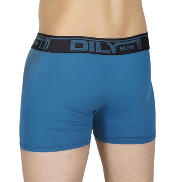 DESCRIÇÃO DO PRODUTO:Cueca boxer trabalhada em microfibra lisa com elástico na cintura e detalhe em abertura na parte frontal.O modelo possui elástico exposto na cintura,... 