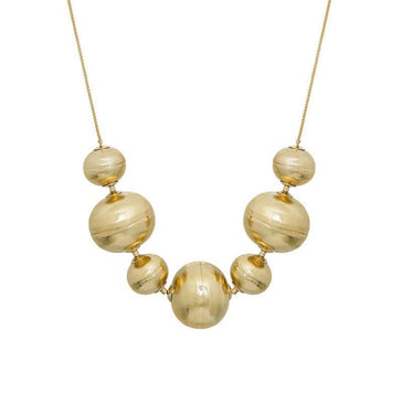 Colar com bolas redondas alternadas entre pequenas 18,21mm e grandes 28,19mm em metal folheado a ouro 18k, acabamento com corrente veneziana 70cm mais 7cm de... 