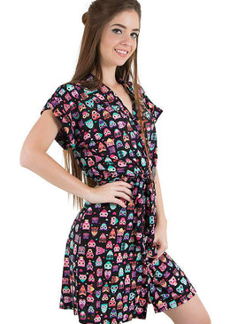 Clássico e cheio de charme! Esse robe vem trazer conforto e praticidade para os seus dias!Possui comprimento curto (Altura do joelho), se adequa às medidas... 
