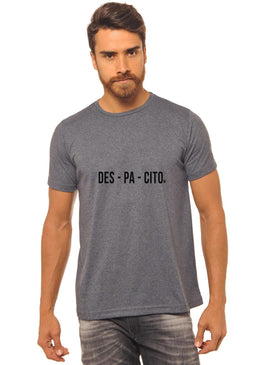 CAMISETA CHUMBO ESTAMPADO MASCULINO JOSS , caimento reto e solto.- INFORMAÇÕES:  - cor: CHUMBO - Composição: 100 % Algodão Lavagem: lavar a mão ou máquina,... 