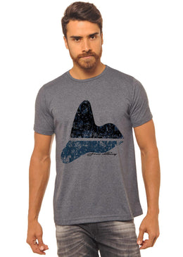 CAMISETA CHUMBO ESTAMPADO MASCULINO JOSS , caimento reto e solto.- INFORMAÇÕES: Modelo: 4308 - cor: CHUMBO - Composição: 100 % Algodão Lavagem: lavar a mão... 